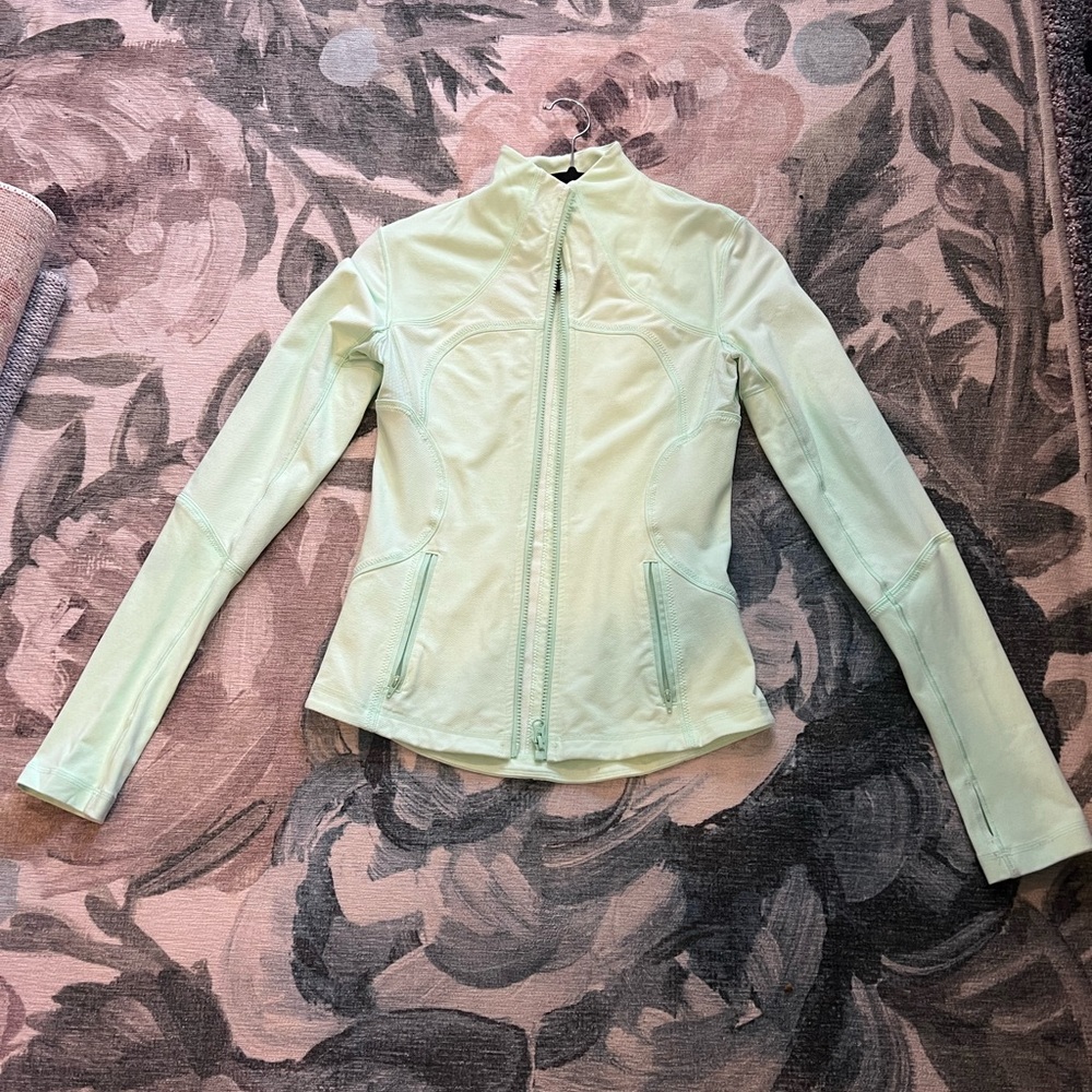 Lululemon - Mint Green Define Jacket ✨ Perfect Condition - Size 4